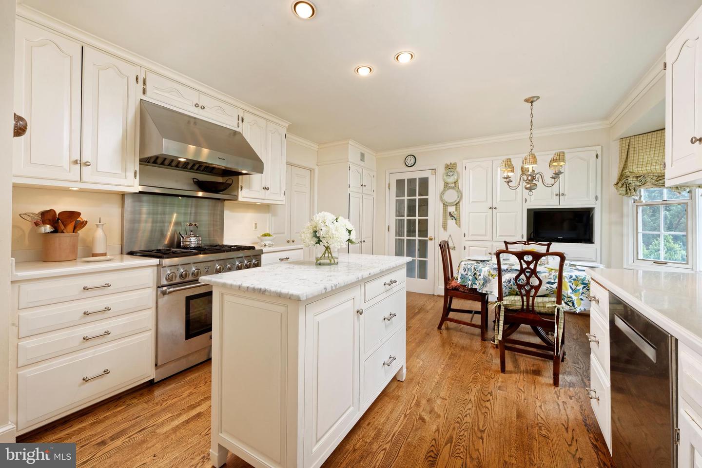 23358 DOVER RD, MIDDLEBURG, Virginia 20117, 4 Bedrooms Bedrooms, ,3 BathroomsBathrooms,Residential,For sale,23358 DOVER RD,VALO2100252 MLS # VALO2100252