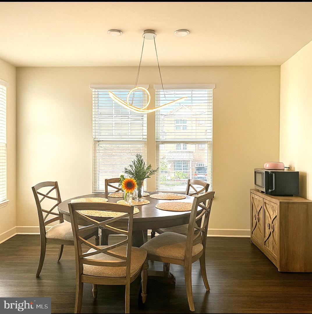 15268 CARTERSVILLE CT, HAYMARKET, Virginia 20169, 4 Bedrooms Bedrooms, ,3 BathroomsBathrooms,Residential,For sale,15268 CARTERSVILLE CT,VAPW2097956 MLS # VAPW2097956