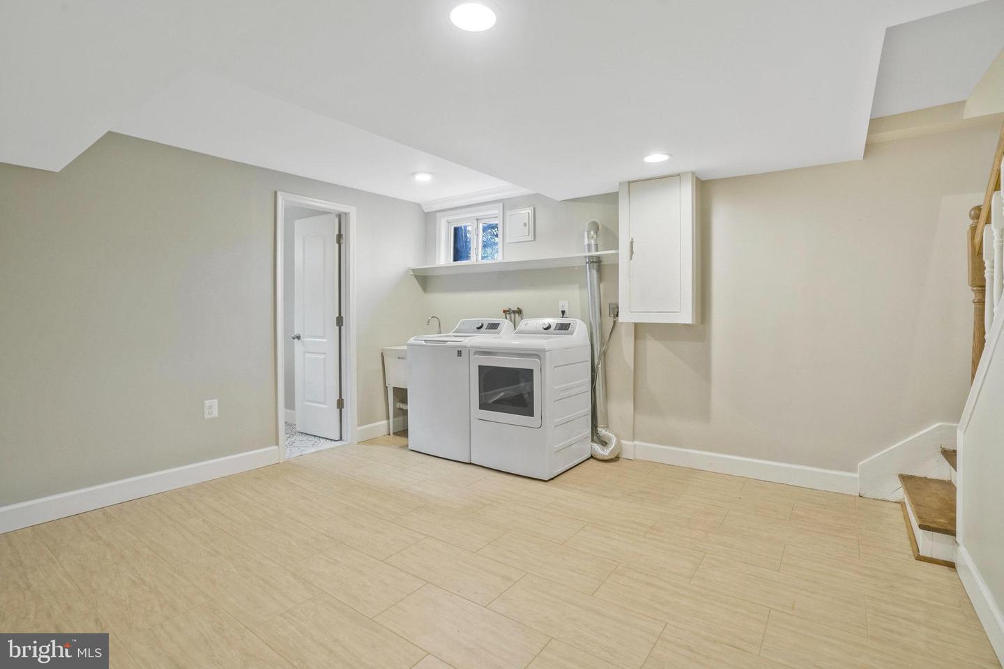 7126 GORMEL DR, SPRINGFIELD, Virginia 22150, 3 Bedrooms Bedrooms, ,2 BathroomsBathrooms,Residential,For sale,7126 GORMEL DR,VAFX2252300 MLS # VAFX2252300
