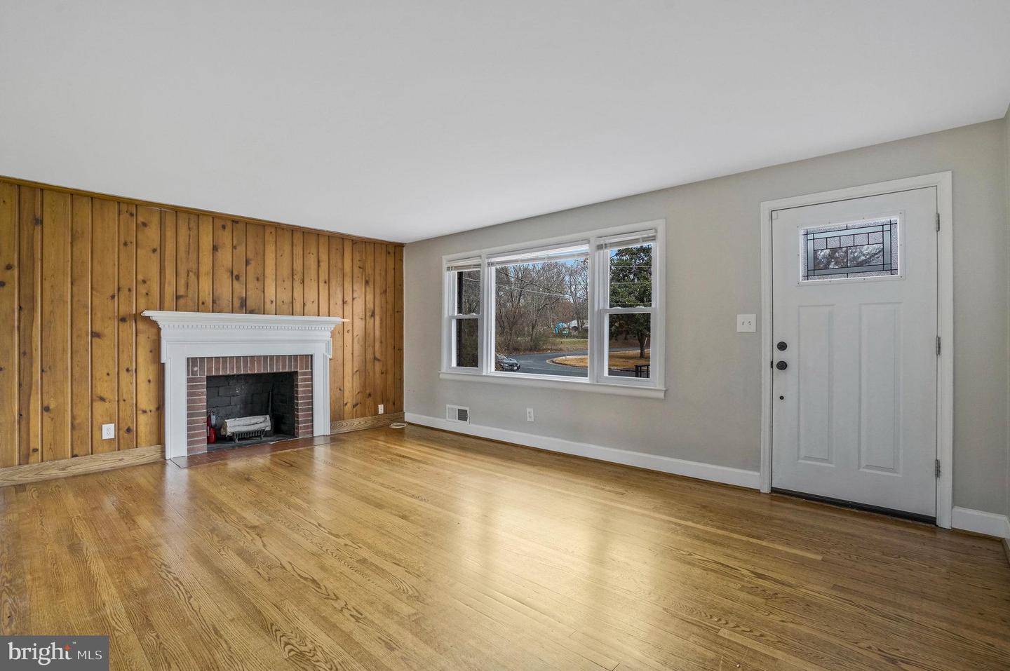 7126 GORMEL DR, SPRINGFIELD, Virginia 22150, 3 Bedrooms Bedrooms, ,2 BathroomsBathrooms,Residential,For sale,7126 GORMEL DR,VAFX2252300 MLS # VAFX2252300