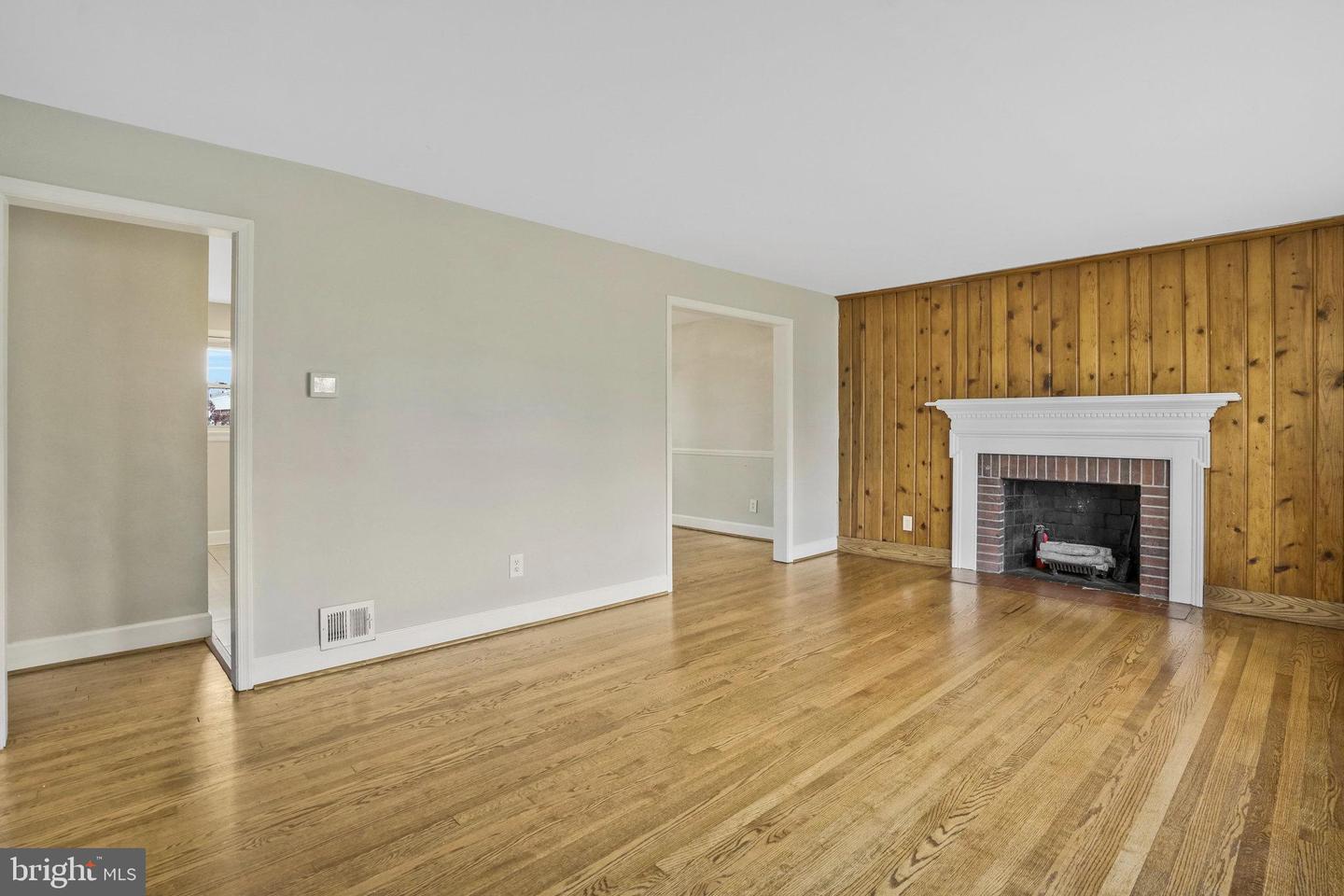 7126 GORMEL DR, SPRINGFIELD, Virginia 22150, 3 Bedrooms Bedrooms, ,2 BathroomsBathrooms,Residential,For sale,7126 GORMEL DR,VAFX2252300 MLS # VAFX2252300