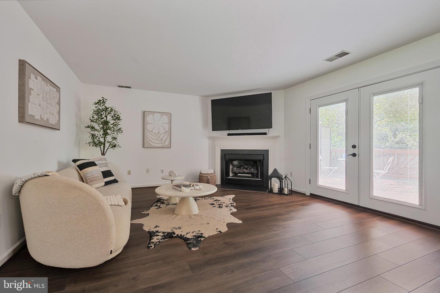 3449 LACROSSE CT, WOODBRIDGE, Virginia 22193, 3 Bedrooms Bedrooms, ,2 BathroomsBathrooms,Residential,For sale,3449 LACROSSE CT,VAPW2098202 MLS # VAPW2098202
