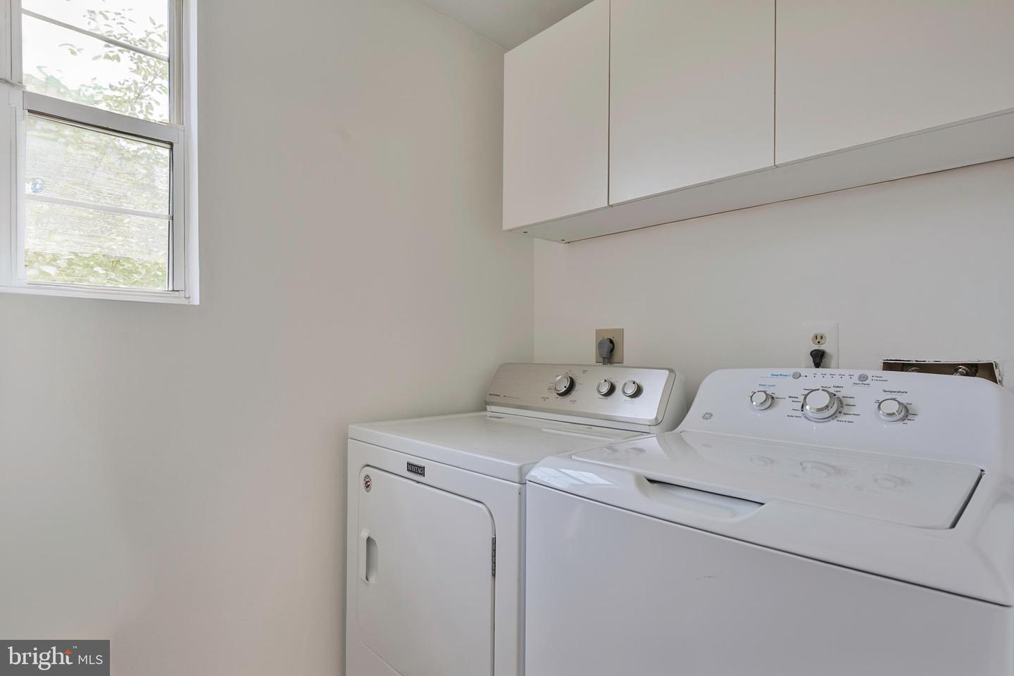 3449 LACROSSE CT, WOODBRIDGE, Virginia 22193, 3 Bedrooms Bedrooms, ,2 BathroomsBathrooms,Residential,For sale,3449 LACROSSE CT,VAPW2098202 MLS # VAPW2098202