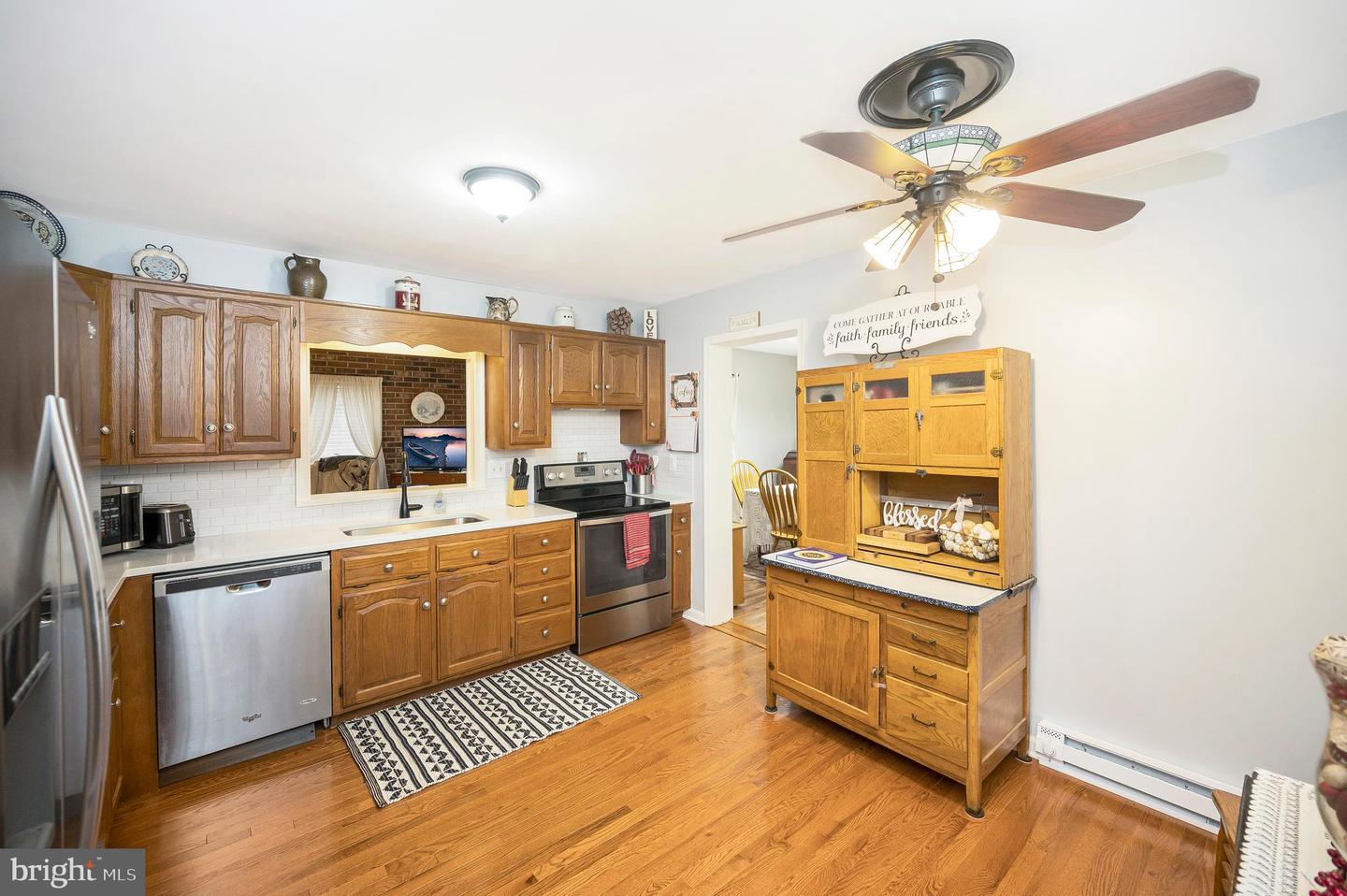 1223 EASTOVER PKWY, LOCUST GROVE, Virginia 22508, 3 Bedrooms Bedrooms, ,3 BathroomsBathrooms,Residential,For sale,1223 EASTOVER PKWY,VAOR2010062 MLS # VAOR2010062