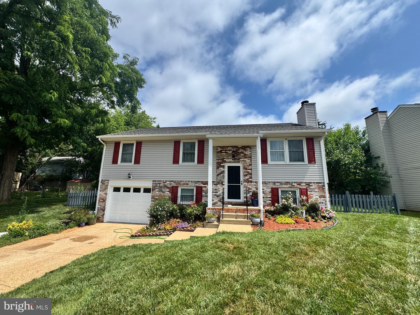 5089 TARA DR, FREDERICKSBURG, Virginia 22407, 4 Bedrooms Bedrooms, ,3 BathroomsBathrooms,Residential,For sale,5089 TARA DR,VASP2034390 MLS # VASP2034390