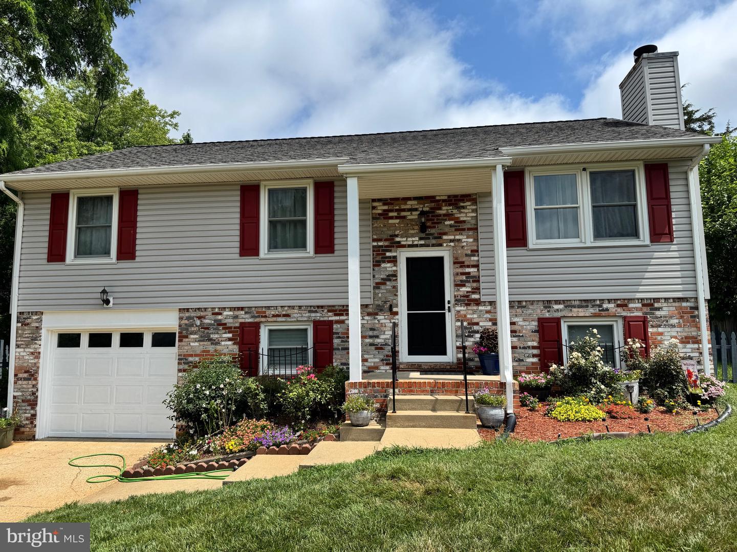 5089 TARA DR, FREDERICKSBURG, Virginia 22407, 4 Bedrooms Bedrooms, ,3 BathroomsBathrooms,Residential,For sale,5089 TARA DR,VASP2034390 MLS # VASP2034390