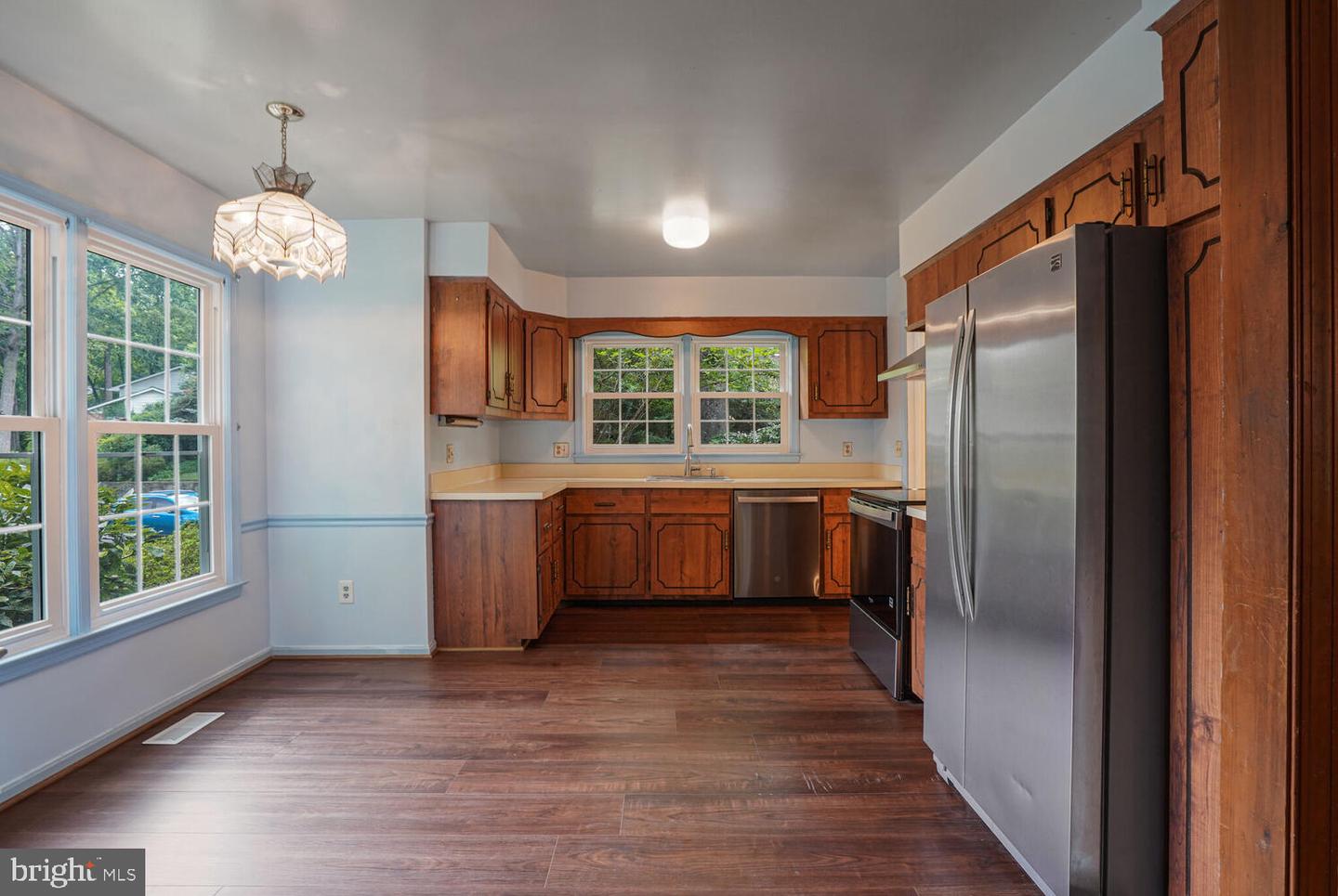 3502 LAUNCELOT WAY, ANNANDALE, Virginia 22003, 6 Bedrooms Bedrooms, ,3 BathroomsBathrooms,Residential,For sale,3502 LAUNCELOT WAY,VAFX2253246 MLS # VAFX2253246