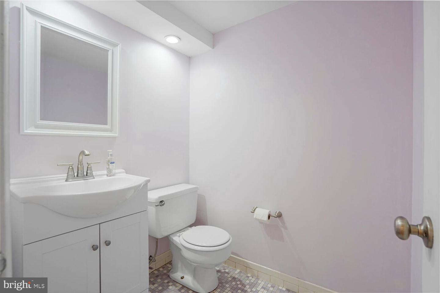 3502 LAUNCELOT WAY, ANNANDALE, Virginia 22003, 6 Bedrooms Bedrooms, ,3 BathroomsBathrooms,Residential,For sale,3502 LAUNCELOT WAY,VAFX2253246 MLS # VAFX2253246
