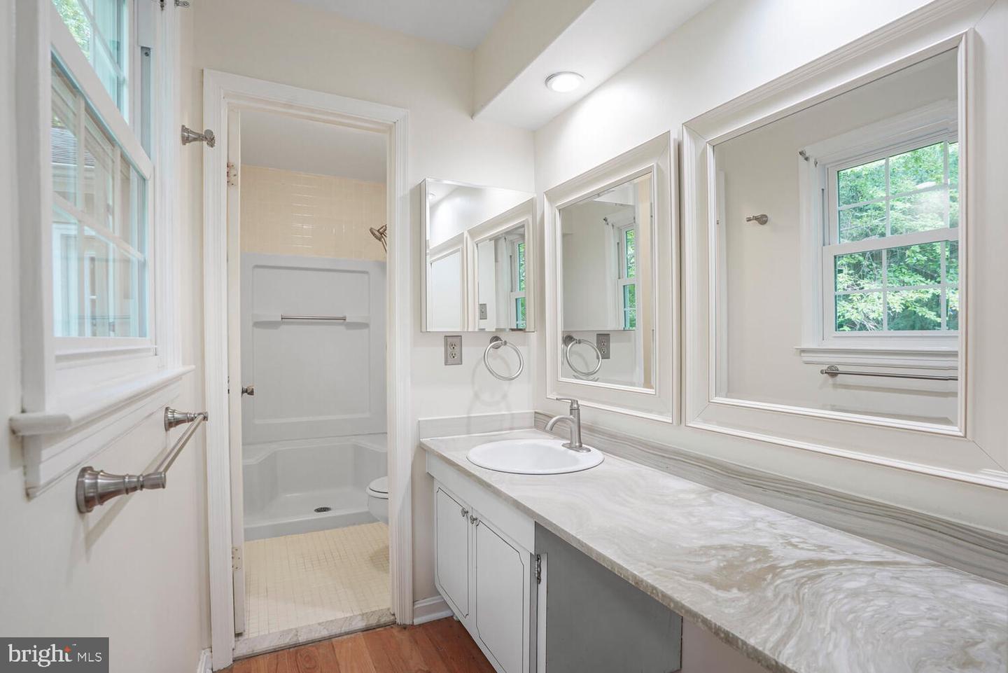3502 LAUNCELOT WAY, ANNANDALE, Virginia 22003, 6 Bedrooms Bedrooms, ,3 BathroomsBathrooms,Residential,For sale,3502 LAUNCELOT WAY,VAFX2253246 MLS # VAFX2253246