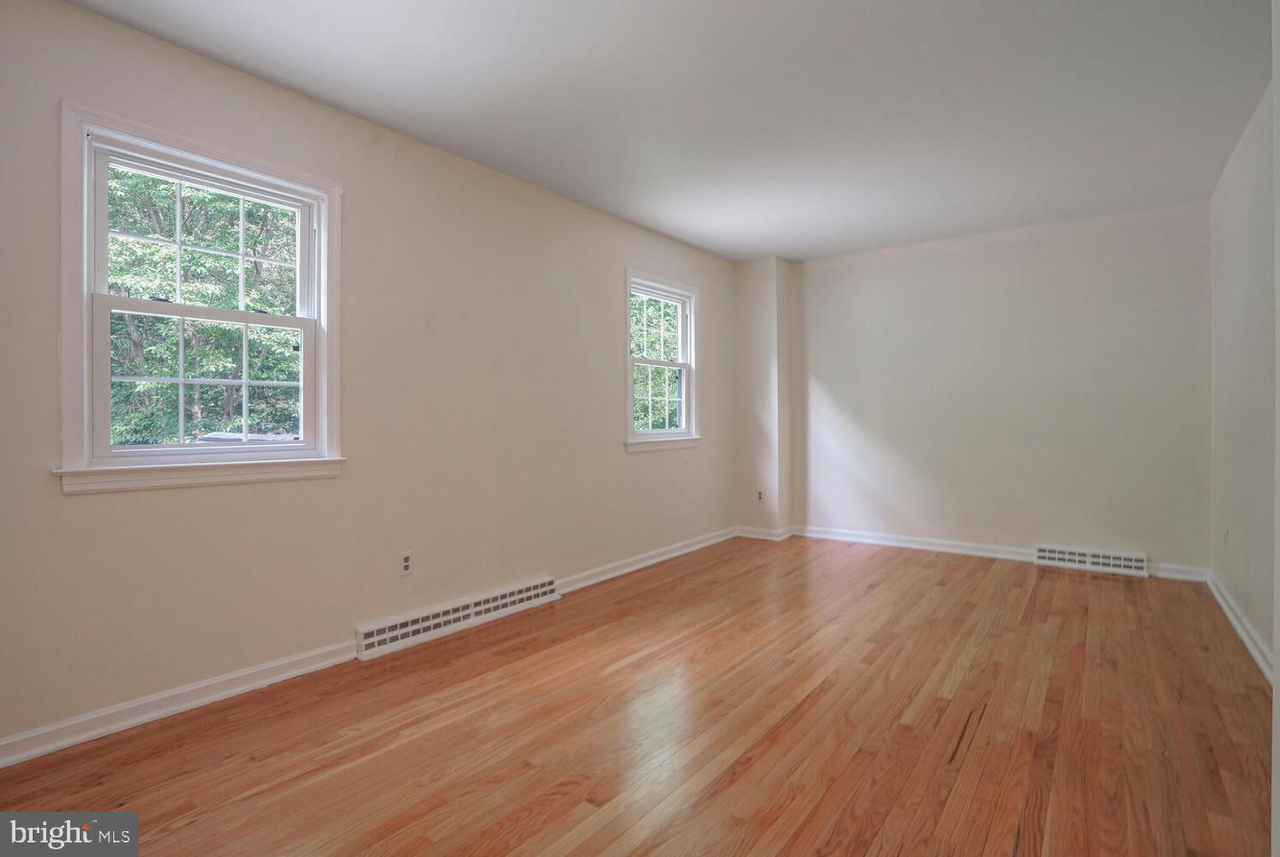 3502 LAUNCELOT WAY, ANNANDALE, Virginia 22003, 6 Bedrooms Bedrooms, ,3 BathroomsBathrooms,Residential,For sale,3502 LAUNCELOT WAY,VAFX2253246 MLS # VAFX2253246