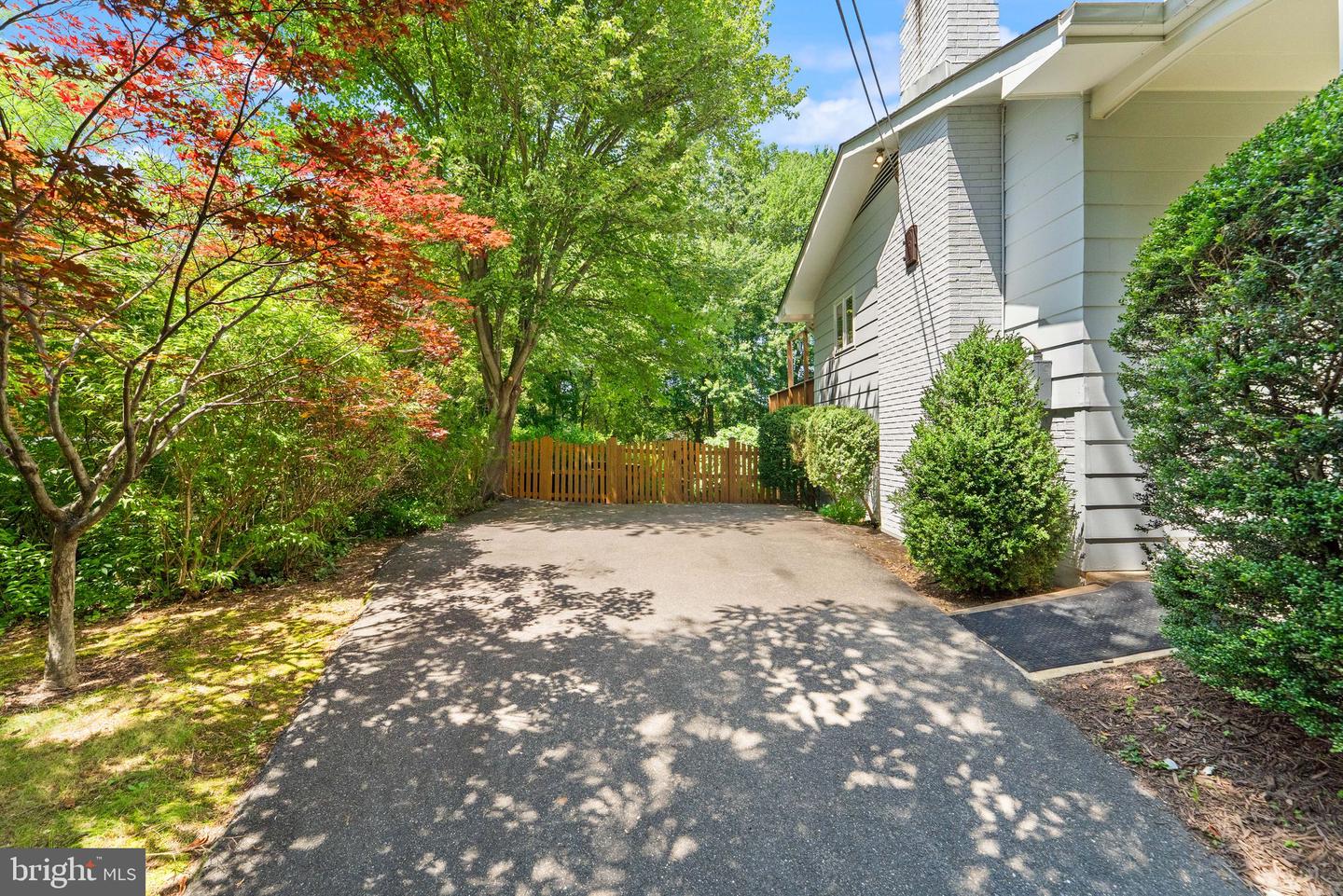 9928 WOODROW ST, VIENNA, Virginia 22181, 4 Bedrooms Bedrooms, ,2 BathroomsBathrooms,Residential,For sale,9928 WOODROW ST,VAFX2253410 MLS # VAFX2253410