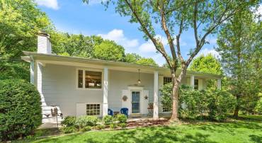 9928 WOODROW ST, VIENNA, Virginia 22181, 4 Bedrooms Bedrooms, ,2 BathroomsBathrooms,Residential,For sale,9928 WOODROW ST,VAFX2253410 MLS # VAFX2253410