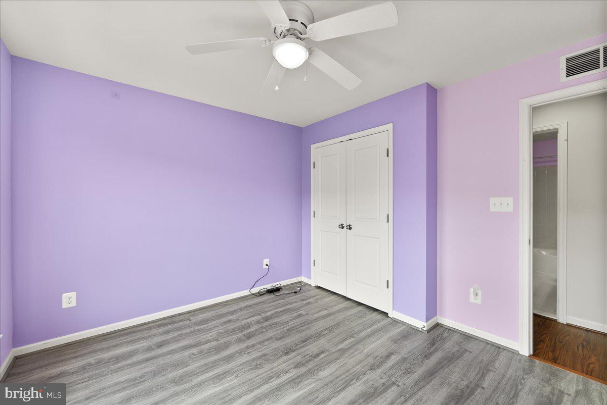 7813 CRESCENT PARK DR, GAINESVILLE, Virginia 20155, 3 Bedrooms Bedrooms, ,3 BathroomsBathrooms,Residential,For sale,7813 CRESCENT PARK DR,VAPW2098656 MLS # VAPW2098656