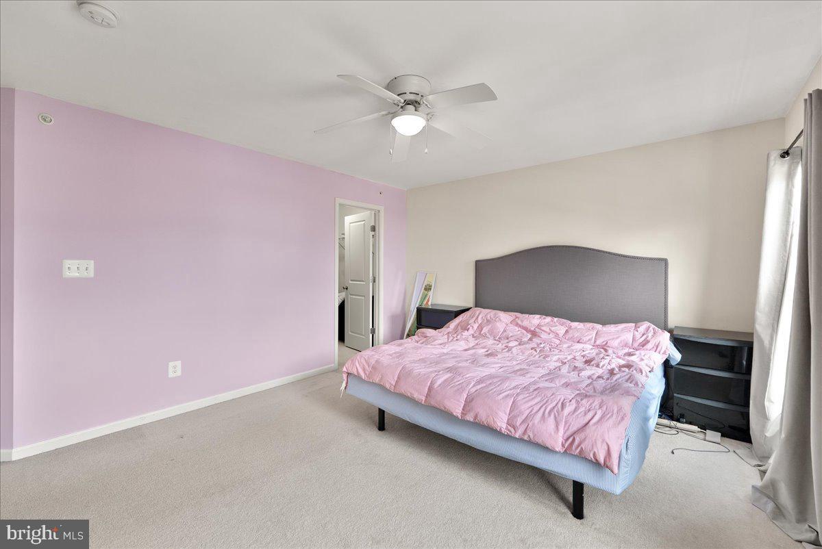 7813 CRESCENT PARK DR, GAINESVILLE, Virginia 20155, 3 Bedrooms Bedrooms, ,3 BathroomsBathrooms,Residential,For sale,7813 CRESCENT PARK DR,VAPW2098656 MLS # VAPW2098656