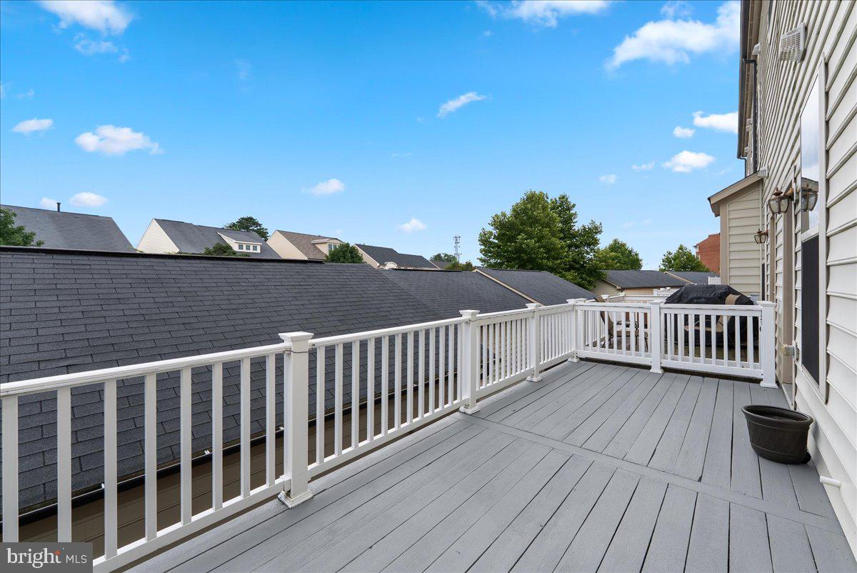 7813 CRESCENT PARK DR, GAINESVILLE, Virginia 20155, 3 Bedrooms Bedrooms, ,3 BathroomsBathrooms,Residential,For sale,7813 CRESCENT PARK DR,VAPW2098656 MLS # VAPW2098656