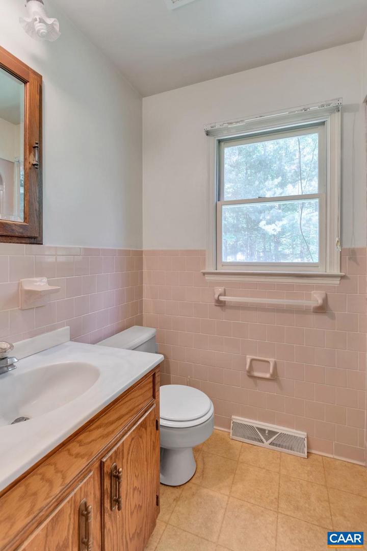 4862 THREE CHOPT RD, TROY, Virginia 22974, 3 Bedrooms Bedrooms, ,3 BathroomsBathrooms,Residential,For sale,4862 THREE CHOPT RD,666481 MLS # 666481