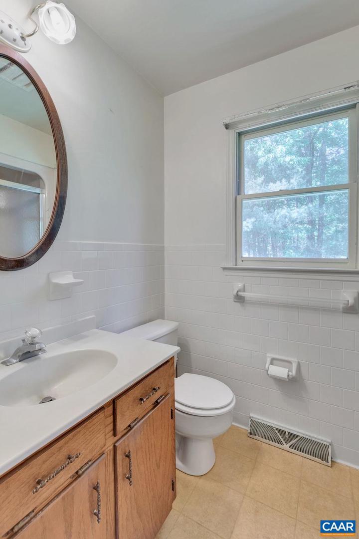4862 THREE CHOPT RD, TROY, Virginia 22974, 3 Bedrooms Bedrooms, ,3 BathroomsBathrooms,Residential,For sale,4862 THREE CHOPT RD,666481 MLS # 666481