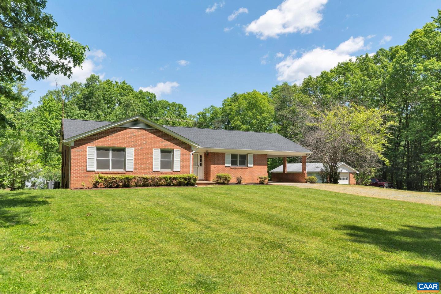 4862 THREE CHOPT RD, TROY, Virginia 22974, 3 Bedrooms Bedrooms, ,3 BathroomsBathrooms,Residential,For sale,4862 THREE CHOPT RD,666481 MLS # 666481