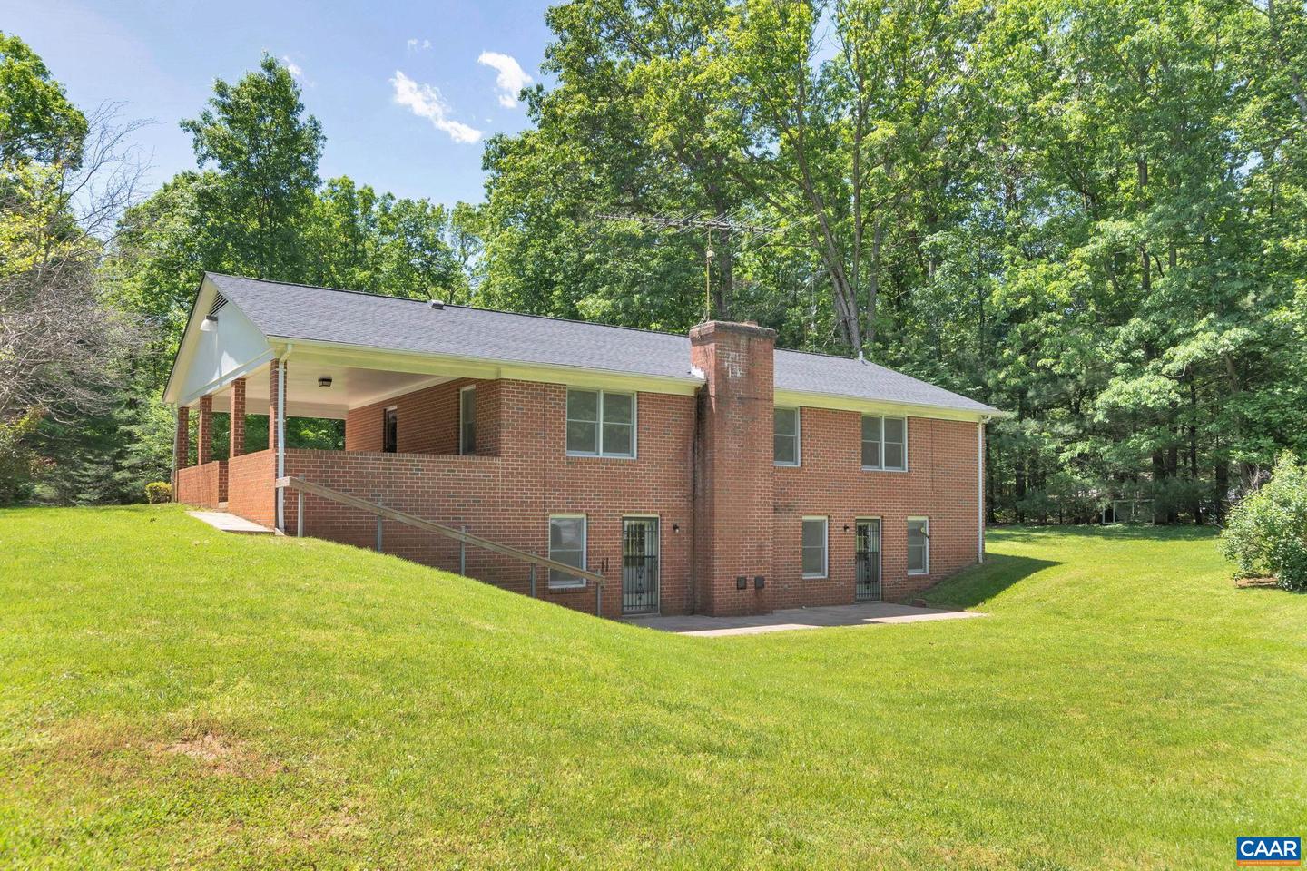 4862 THREE CHOPT RD, TROY, Virginia 22974, 3 Bedrooms Bedrooms, ,3 BathroomsBathrooms,Residential,For sale,4862 THREE CHOPT RD,666481 MLS # 666481