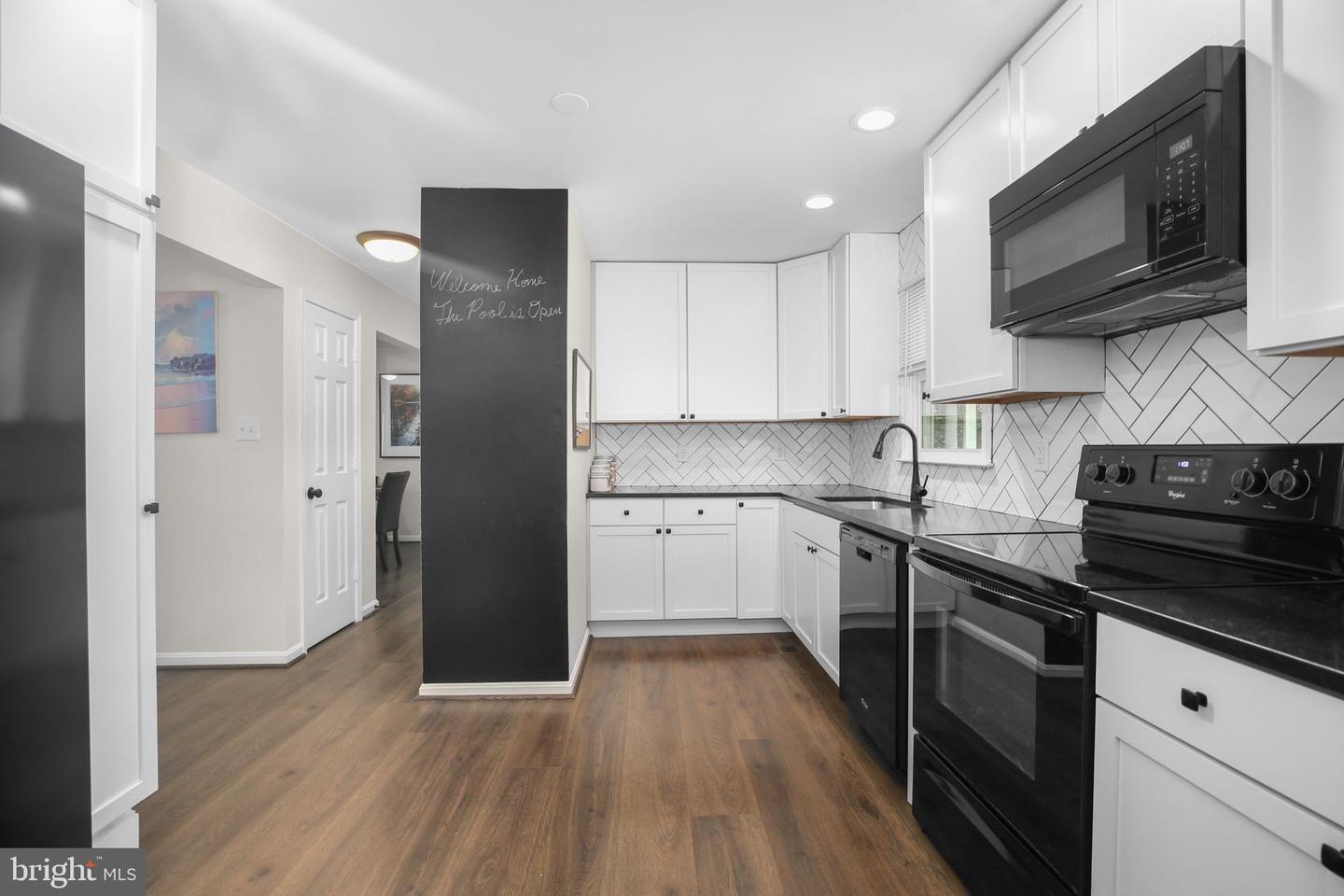 8301 SEAYS RD, SPOTSYLVANIA, Virginia 22551, 4 Bedrooms Bedrooms, ,2 BathroomsBathrooms,Residential,For sale,8301 SEAYS RD,VASP2034548 MLS # VASP2034548