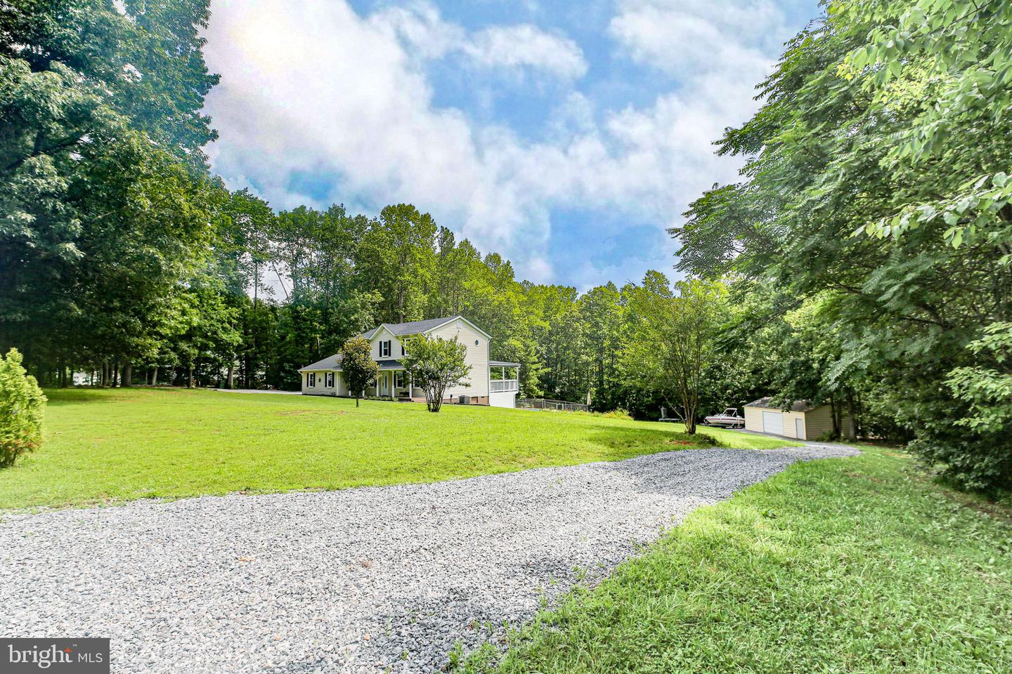 8301 SEAYS RD, SPOTSYLVANIA, Virginia 22551, 4 Bedrooms Bedrooms, ,2 BathroomsBathrooms,Residential,For sale,8301 SEAYS RD,VASP2034548 MLS # VASP2034548