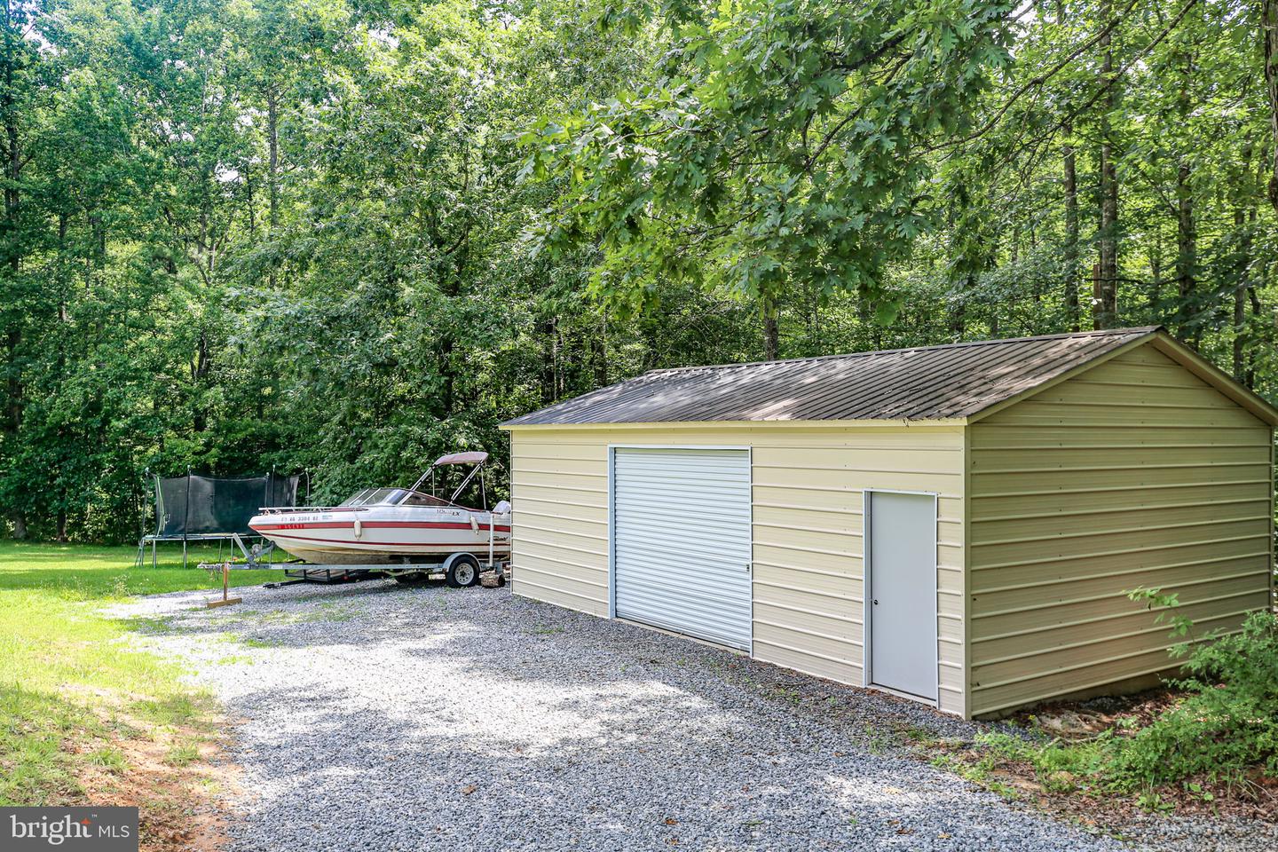 8301 SEAYS RD, SPOTSYLVANIA, Virginia 22551, 4 Bedrooms Bedrooms, ,2 BathroomsBathrooms,Residential,For sale,8301 SEAYS RD,VASP2034548 MLS # VASP2034548