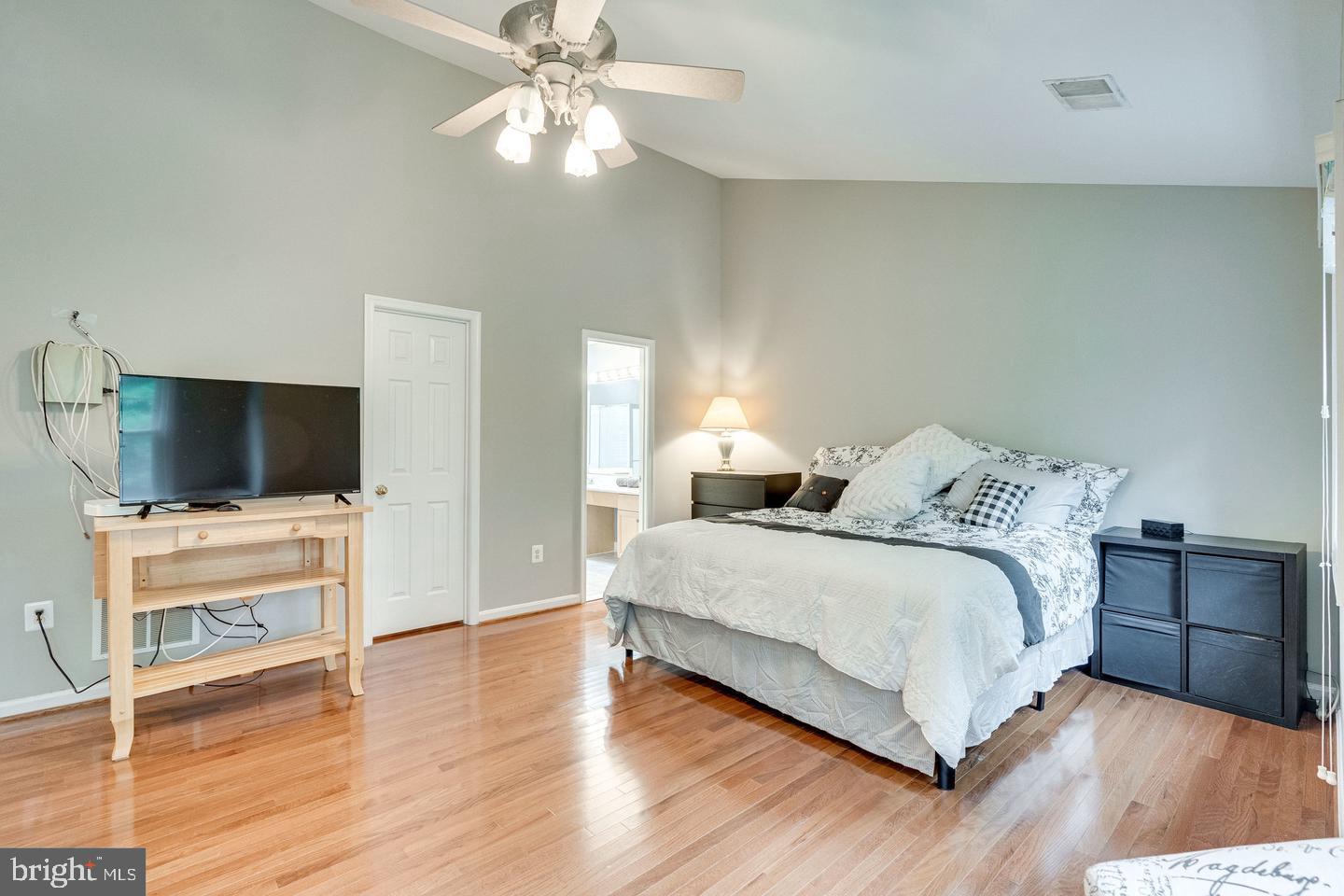 9216 ARRINGTON FARM CT, MANASSAS, Virginia 20111, 5 Bedrooms Bedrooms, ,3 BathroomsBathrooms,Residential,For sale,9216 ARRINGTON FARM CT,VAPW2098804 MLS # VAPW2098804