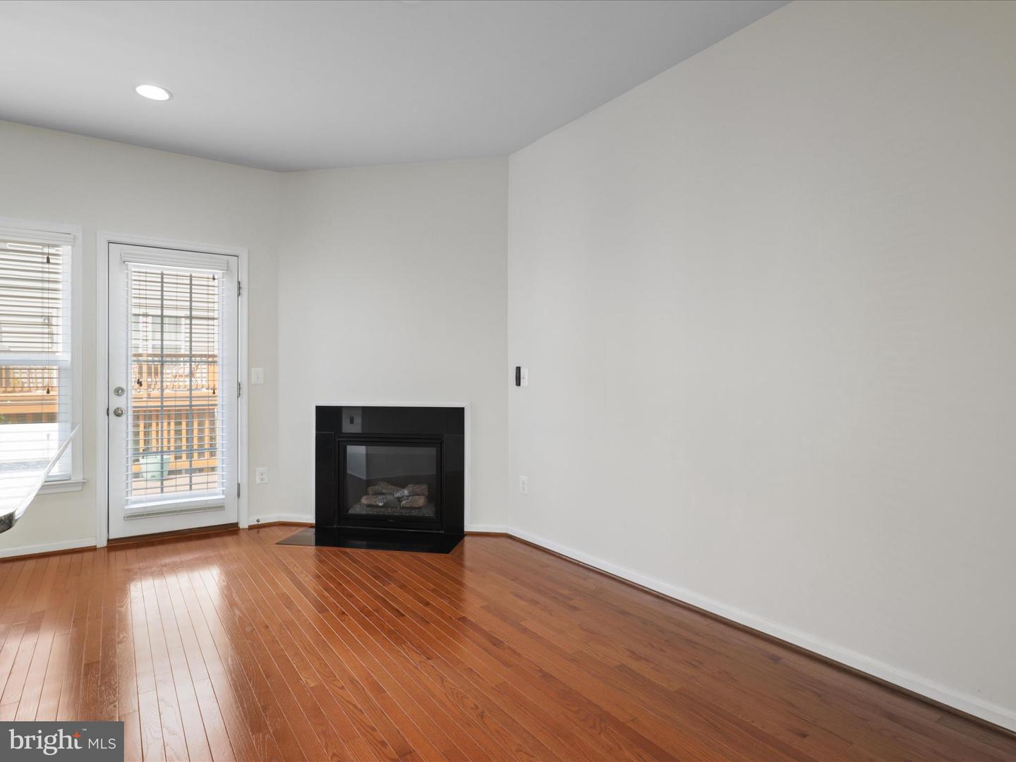 43381 RICKENBACKER SQ, ASHBURN, Virginia 20147, 4 Bedrooms Bedrooms, ,3 BathroomsBathrooms,Residential,For sale,43381 RICKENBACKER SQ,VALO2101580 MLS # VALO2101580
