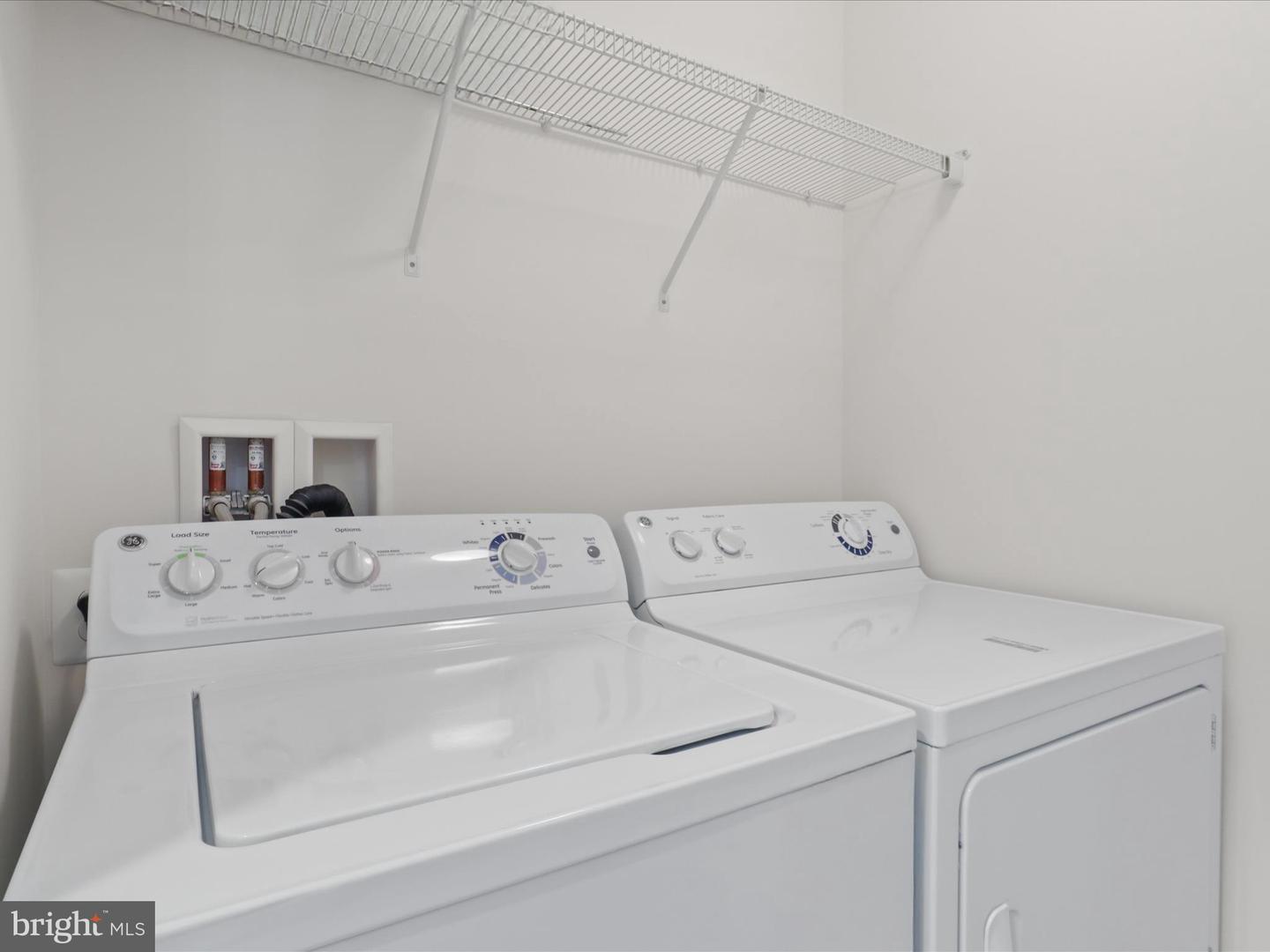 43381 RICKENBACKER SQ, ASHBURN, Virginia 20147, 4 Bedrooms Bedrooms, ,3 BathroomsBathrooms,Residential,For sale,43381 RICKENBACKER SQ,VALO2101580 MLS # VALO2101580