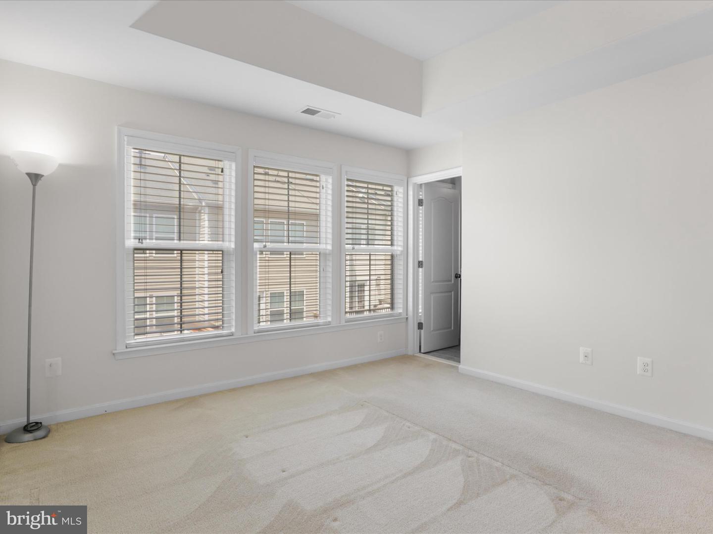 43381 RICKENBACKER SQ, ASHBURN, Virginia 20147, 4 Bedrooms Bedrooms, ,3 BathroomsBathrooms,Residential,For sale,43381 RICKENBACKER SQ,VALO2101580 MLS # VALO2101580