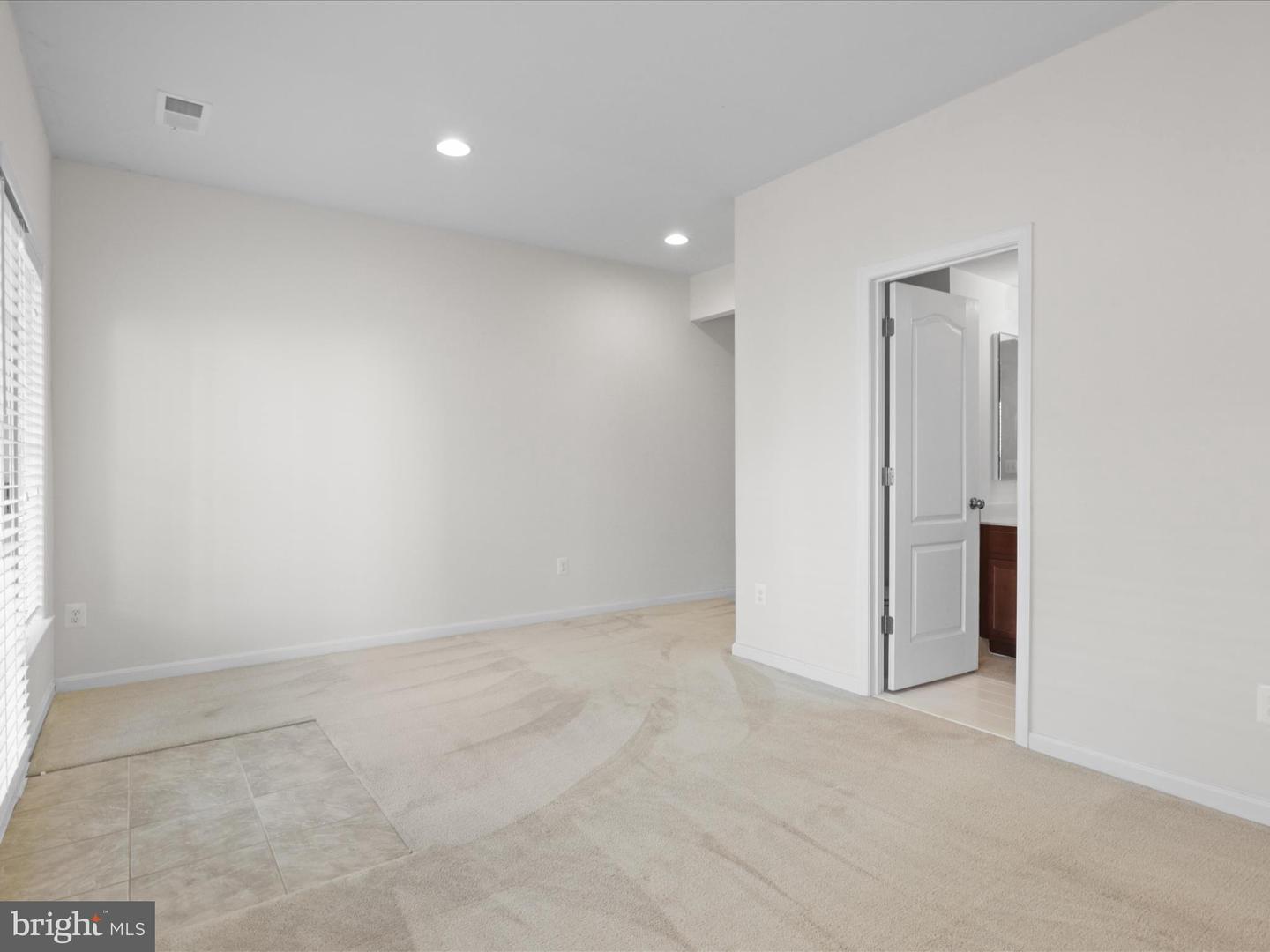 43381 RICKENBACKER SQ, ASHBURN, Virginia 20147, 4 Bedrooms Bedrooms, ,3 BathroomsBathrooms,Residential,For sale,43381 RICKENBACKER SQ,VALO2101580 MLS # VALO2101580
