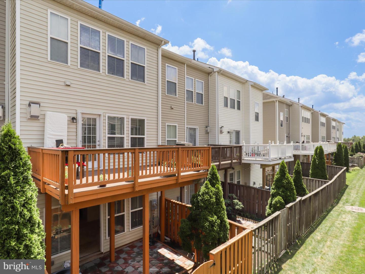 43381 RICKENBACKER SQ, ASHBURN, Virginia 20147, 4 Bedrooms Bedrooms, ,3 BathroomsBathrooms,Residential,For sale,43381 RICKENBACKER SQ,VALO2101580 MLS # VALO2101580