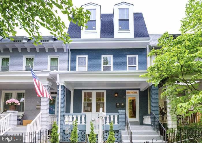 1709 BAY ST SE #1, WASHINGTON, District Of Columbia 20003, 2 Bedrooms Bedrooms, ,2 BathroomsBathrooms,Residential,For sale,1709 BAY ST SE #1,DCDC2209626 MLS # DCDC2209626