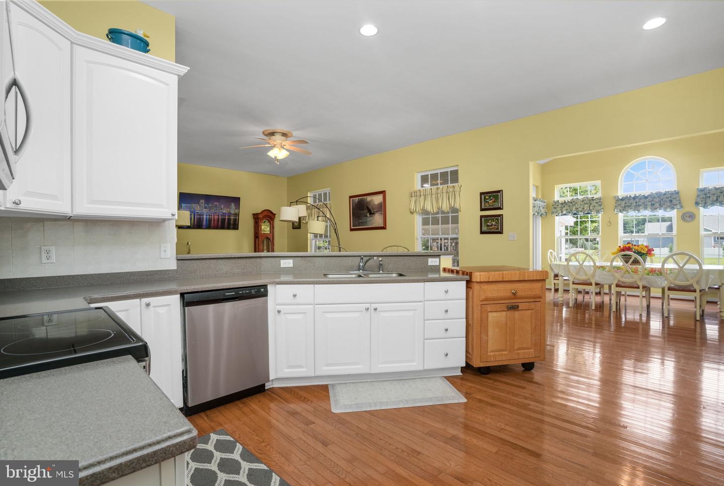 37292 LONG BOAT CT, GREENBACKVILLE, Virginia 23356, 3 Bedrooms Bedrooms, 6 Rooms Rooms,2 BathroomsBathrooms,Residential,For sale,37292 LONG BOAT CT,VAAC2002042 MLS # VAAC2002042
