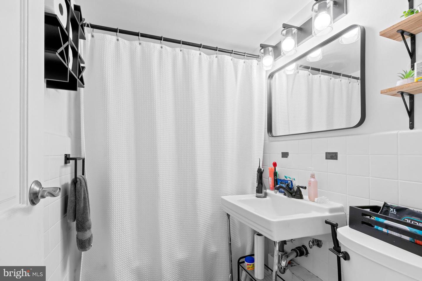 5410 CONNECTICUT AVE NW #817, WASHINGTON, District Of Columbia 20015, 1 Bedroom Bedrooms, ,1 BathroomBathrooms,Residential,For sale,5410 CONNECTICUT AVE NW #817,DCDC2209916 MLS # DCDC2209916