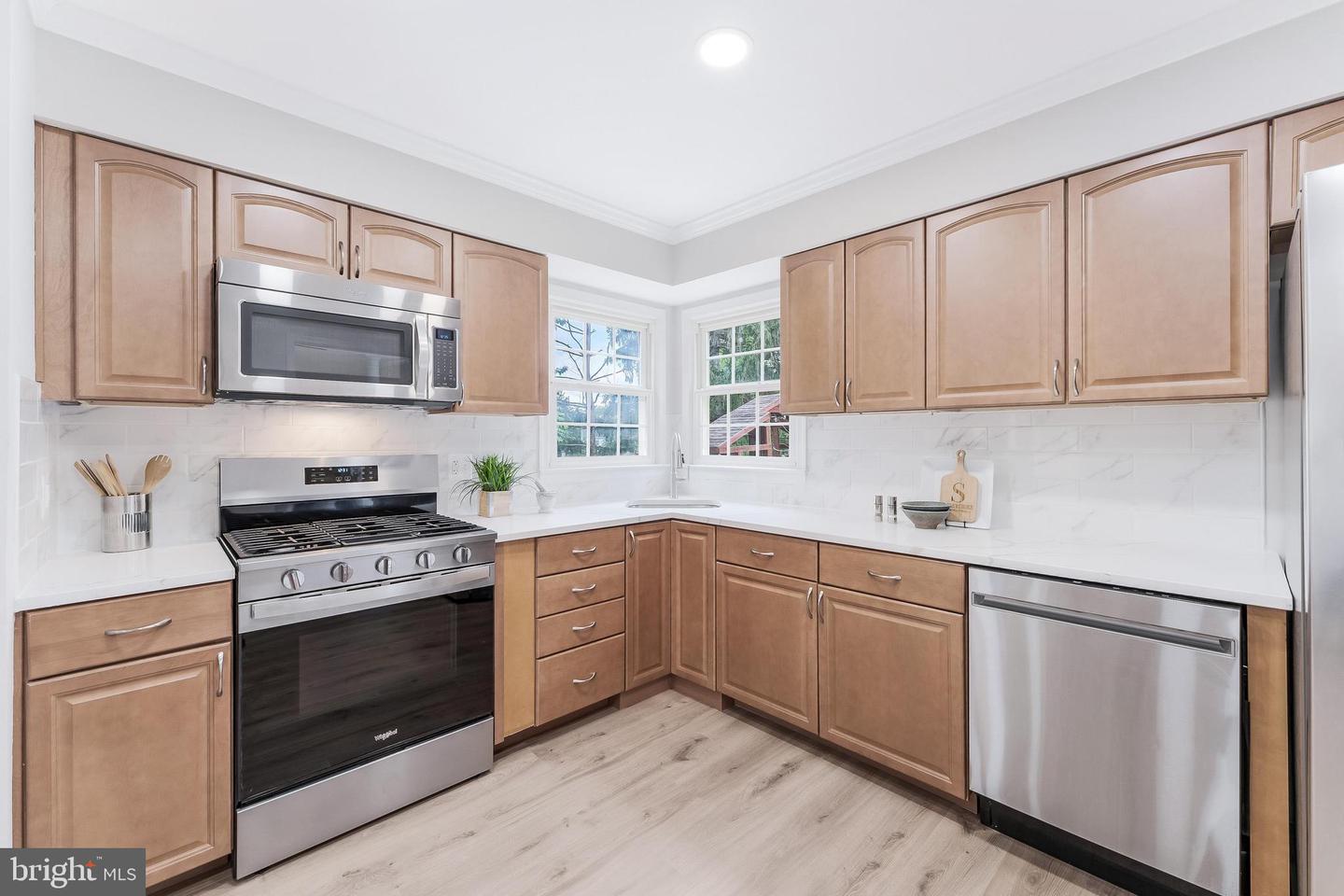 21031 THOREAU CT, STERLING, Virginia 20164, 3 Bedrooms Bedrooms, ,3 BathroomsBathrooms,Residential,For sale,21031 THOREAU CT,VALO2101882 MLS # VALO2101882