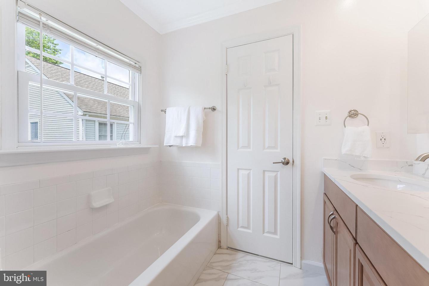 21031 THOREAU CT, STERLING, Virginia 20164, 3 Bedrooms Bedrooms, ,3 BathroomsBathrooms,Residential,For sale,21031 THOREAU CT,VALO2101882 MLS # VALO2101882