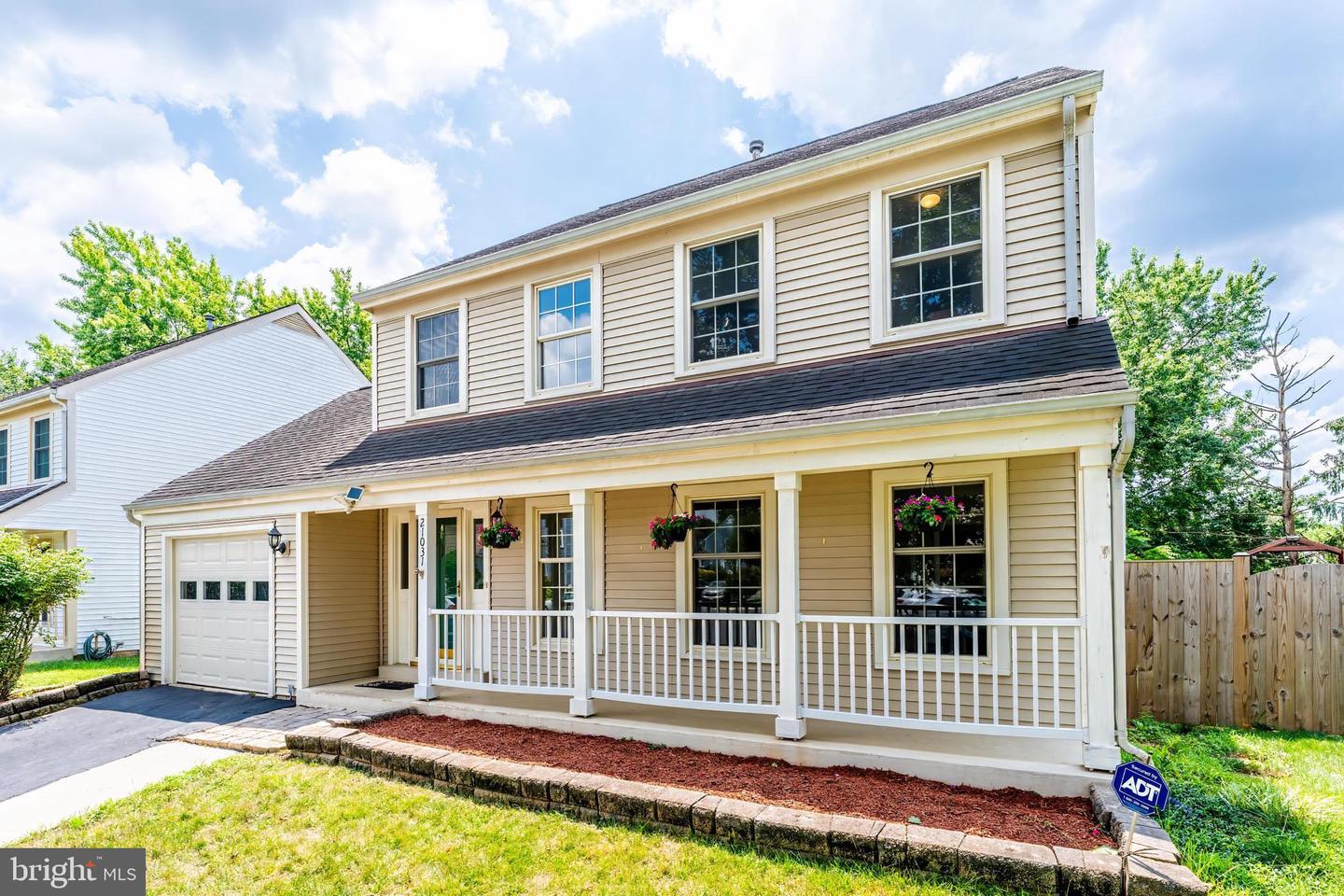 21031 THOREAU CT, STERLING, Virginia 20164, 3 Bedrooms Bedrooms, ,3 BathroomsBathrooms,Residential,For sale,21031 THOREAU CT,VALO2101882 MLS # VALO2101882