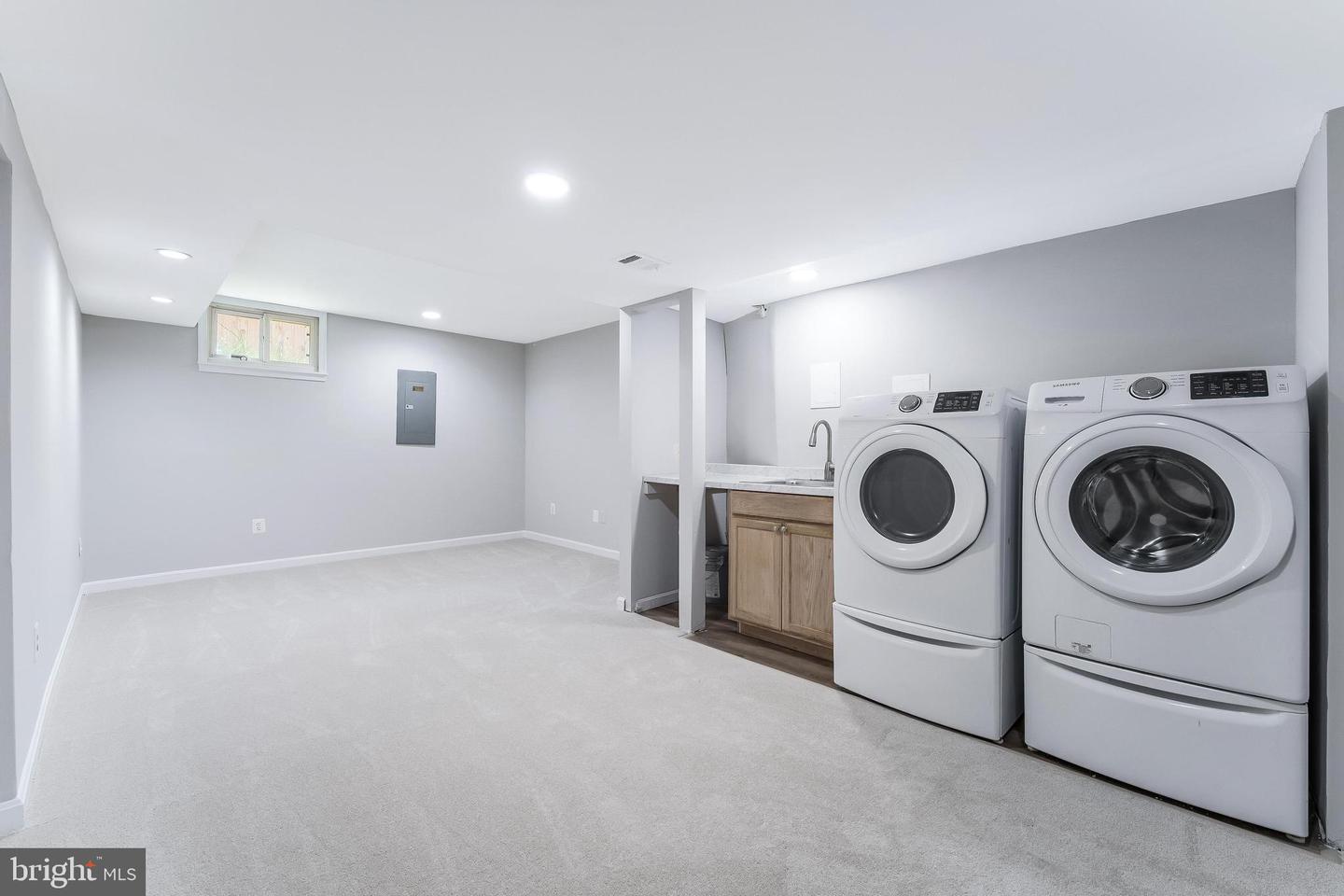 21031 THOREAU CT, STERLING, Virginia 20164, 3 Bedrooms Bedrooms, ,3 BathroomsBathrooms,Residential,For sale,21031 THOREAU CT,VALO2101882 MLS # VALO2101882
