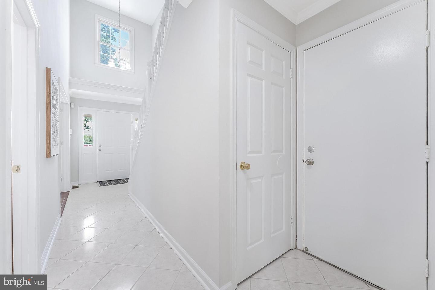 21031 THOREAU CT, STERLING, Virginia 20164, 3 Bedrooms Bedrooms, ,3 BathroomsBathrooms,Residential,For sale,21031 THOREAU CT,VALO2101882 MLS # VALO2101882