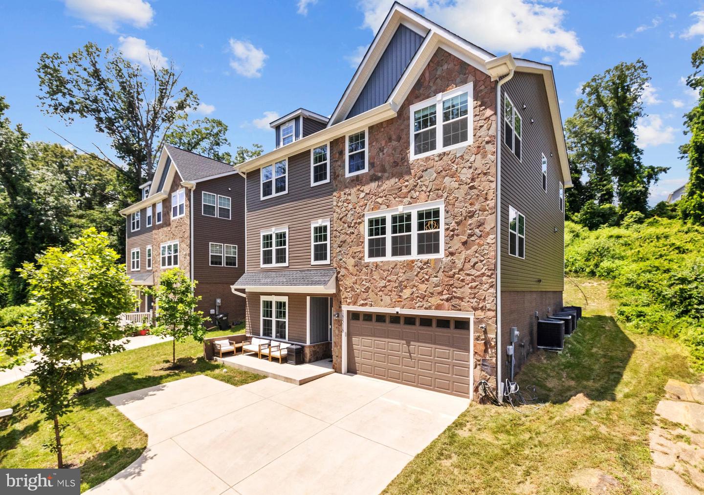 18518 OLD TRIANGLE RD, TRIANGLE, Virginia 22172, 5 Bedrooms Bedrooms, ,4 BathroomsBathrooms,Residential,For sale,18518 OLD TRIANGLE RD,VAPW2099062 MLS # VAPW2099062