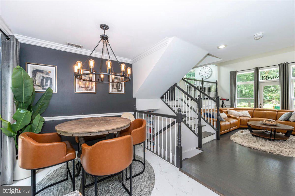 6109 COLCHESTER RD, FAIRFAX, Virginia 22030, 5 Bedrooms Bedrooms, ,4 BathroomsBathrooms,Residential,For sale,6109 COLCHESTER RD,VAFX2255222 MLS # VAFX2255222