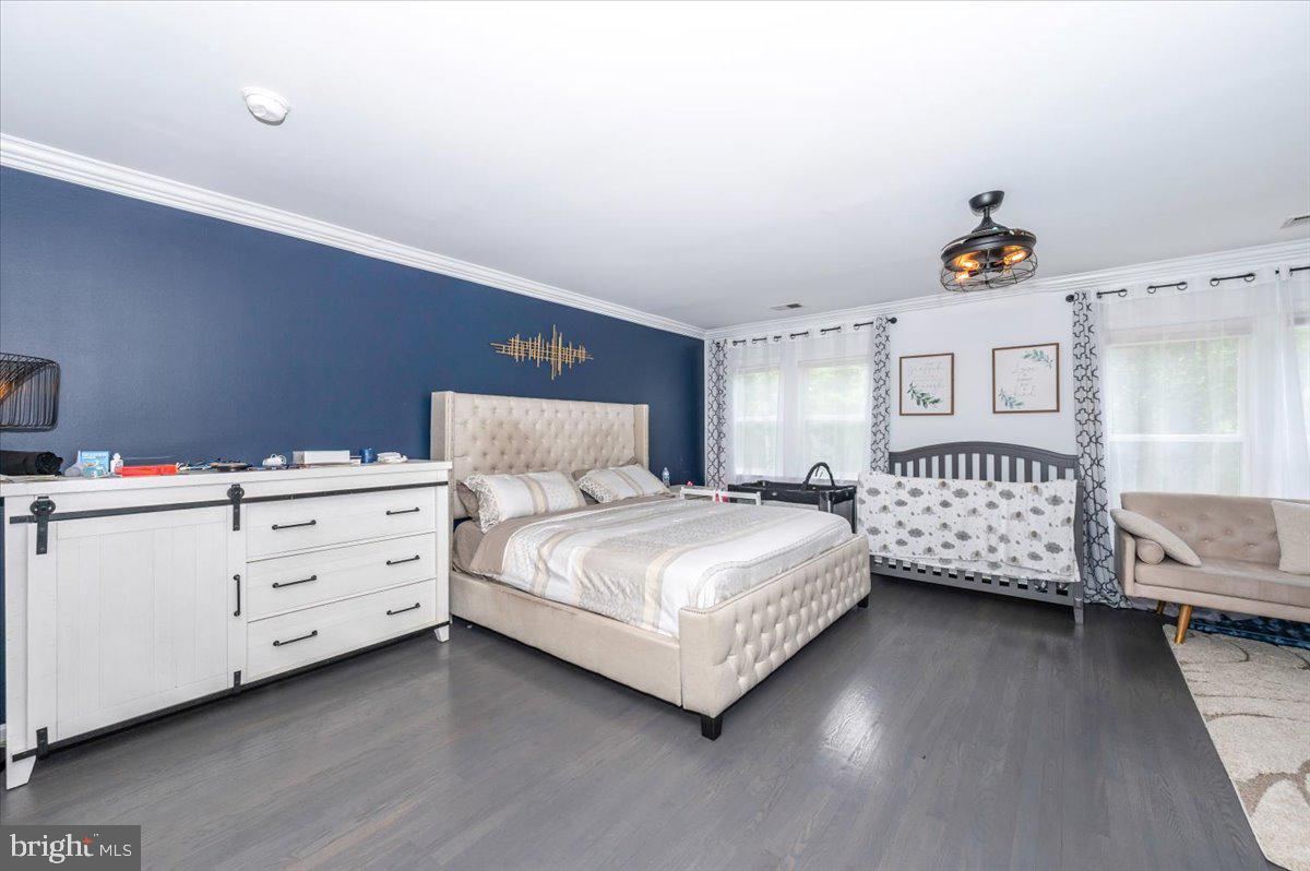 6109 COLCHESTER RD, FAIRFAX, Virginia 22030, 5 Bedrooms Bedrooms, ,4 BathroomsBathrooms,Residential,For sale,6109 COLCHESTER RD,VAFX2255222 MLS # VAFX2255222