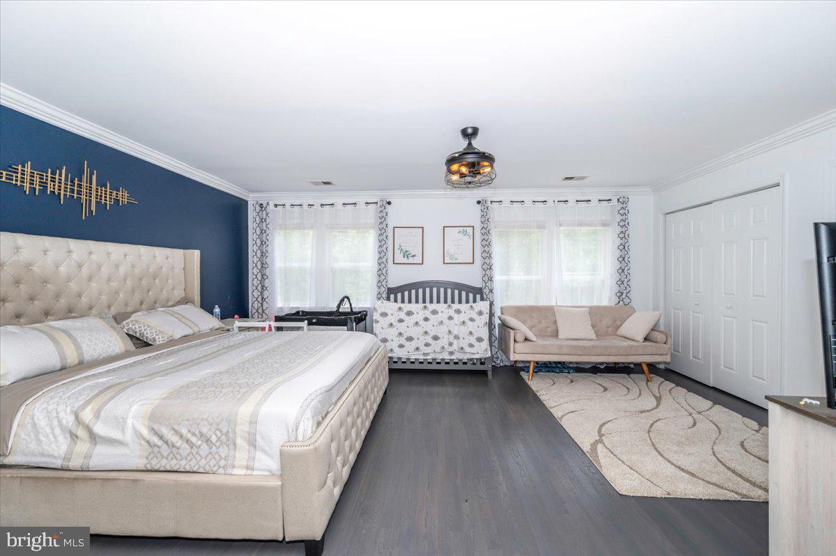 6109 COLCHESTER RD, FAIRFAX, Virginia 22030, 5 Bedrooms Bedrooms, ,4 BathroomsBathrooms,Residential,For sale,6109 COLCHESTER RD,VAFX2255222 MLS # VAFX2255222