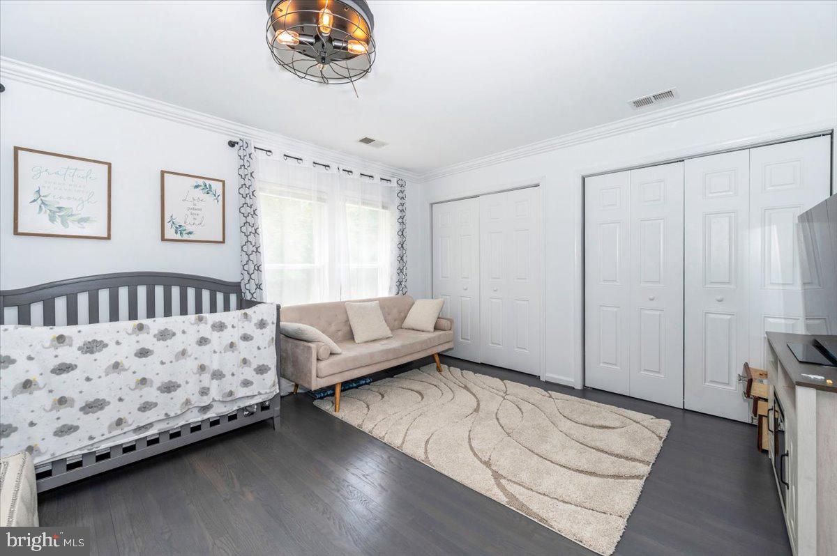 6109 COLCHESTER RD, FAIRFAX, Virginia 22030, 5 Bedrooms Bedrooms, ,4 BathroomsBathrooms,Residential,For sale,6109 COLCHESTER RD,VAFX2255222 MLS # VAFX2255222