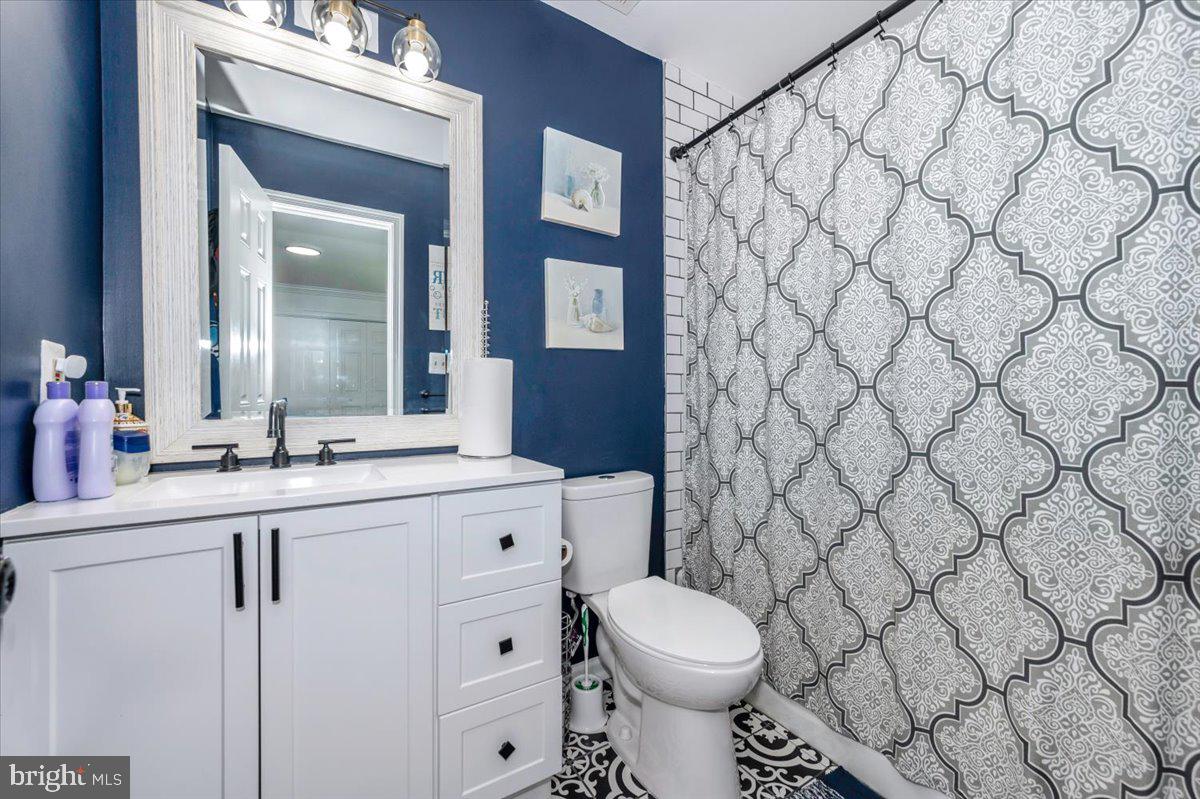 6109 COLCHESTER RD, FAIRFAX, Virginia 22030, 5 Bedrooms Bedrooms, ,4 BathroomsBathrooms,Residential,For sale,6109 COLCHESTER RD,VAFX2255222 MLS # VAFX2255222