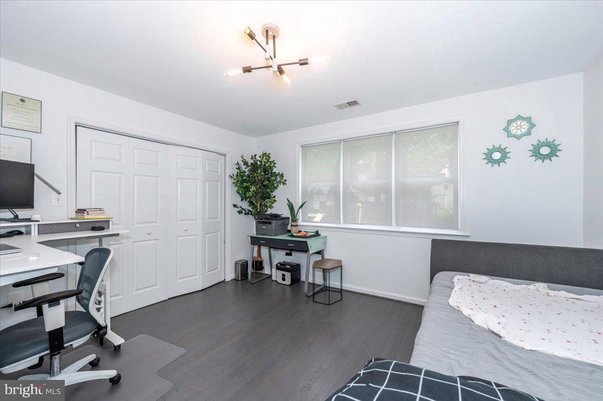 6109 COLCHESTER RD, FAIRFAX, Virginia 22030, 5 Bedrooms Bedrooms, ,4 BathroomsBathrooms,Residential,For sale,6109 COLCHESTER RD,VAFX2255222 MLS # VAFX2255222