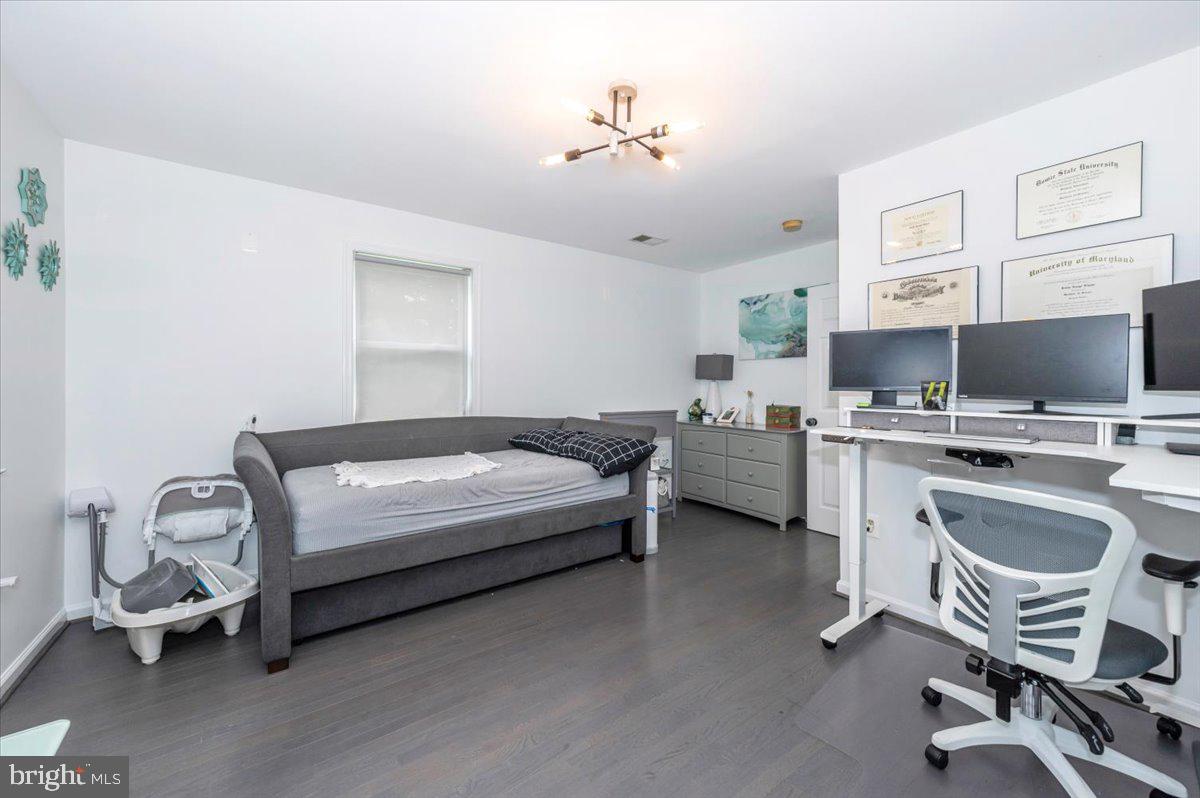 6109 COLCHESTER RD, FAIRFAX, Virginia 22030, 5 Bedrooms Bedrooms, ,4 BathroomsBathrooms,Residential,For sale,6109 COLCHESTER RD,VAFX2255222 MLS # VAFX2255222