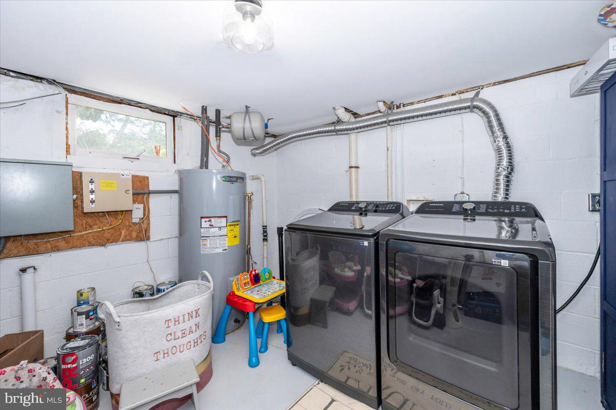 6109 COLCHESTER RD, FAIRFAX, Virginia 22030, 5 Bedrooms Bedrooms, ,4 BathroomsBathrooms,Residential,For sale,6109 COLCHESTER RD,VAFX2255222 MLS # VAFX2255222