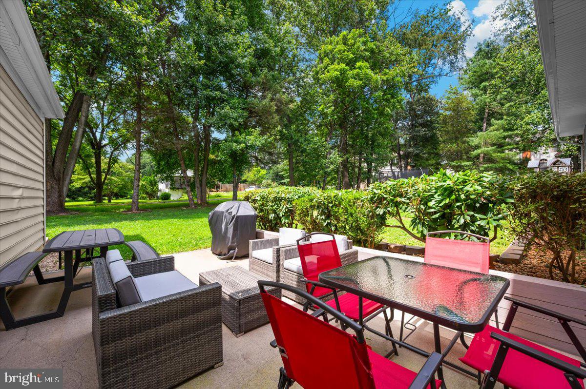 6109 COLCHESTER RD, FAIRFAX, Virginia 22030, 5 Bedrooms Bedrooms, ,4 BathroomsBathrooms,Residential,For sale,6109 COLCHESTER RD,VAFX2255222 MLS # VAFX2255222